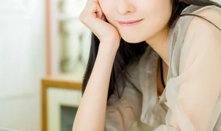 yagi-hinata-八木ひなた,-flashデジタル写真集-「アイドル大航海時代-桃色プリンセス」-set.03