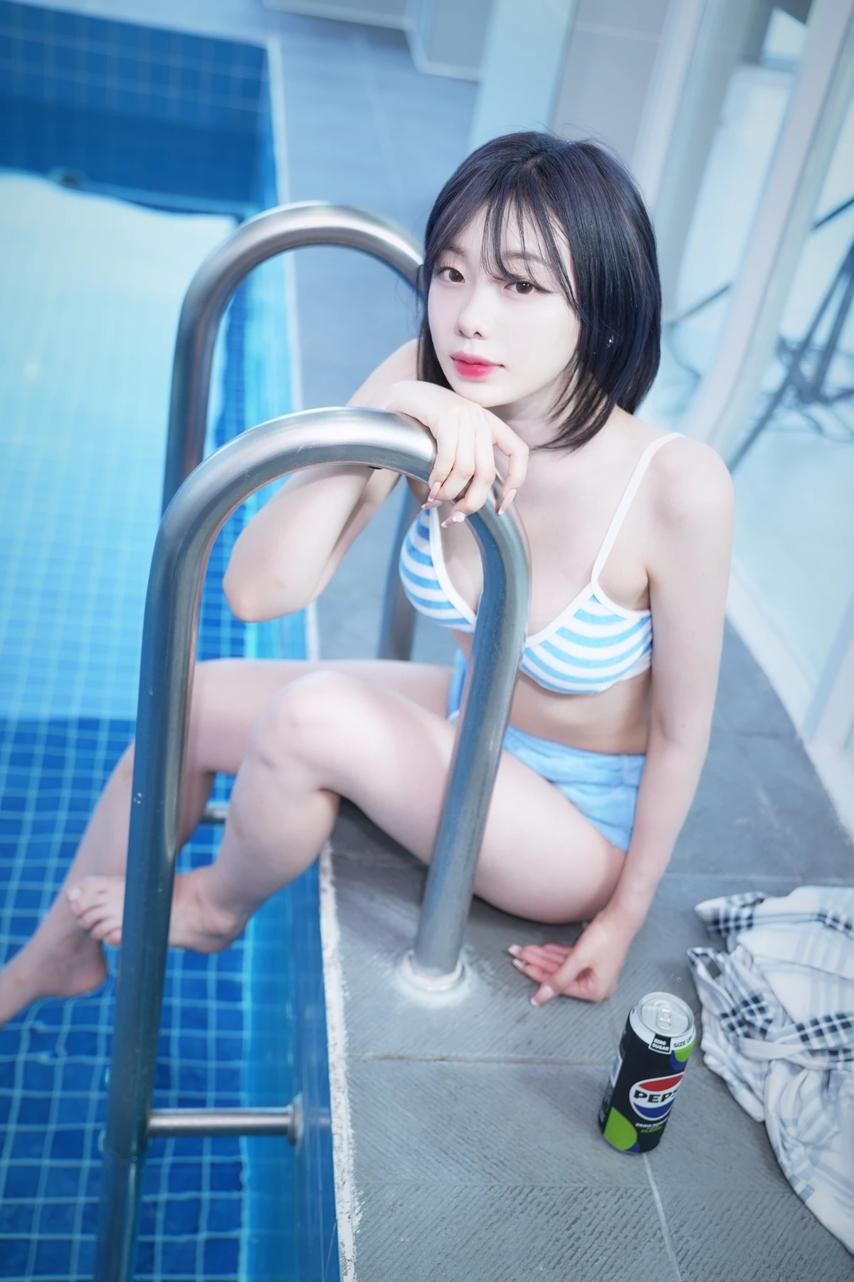 YeEun 예은, Photobook 「Pulvilla」