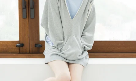 riho-nakamura-中村里帆,-デジタル限定-yj-photobook-『attention,-please』