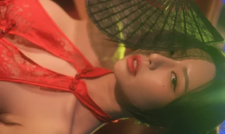 dongeuran-동그란,-photobook-「hong-kong」-set.02