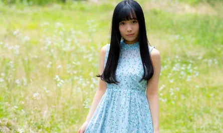 mayoi-arisaka-有坂真宵,-graphis-gals-「cute-&-sexy」-vol.03