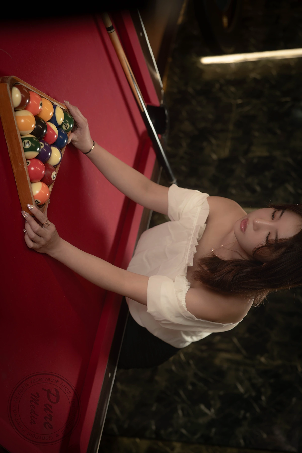 Yeha 예하, Pure Media Vol.305 「Hard Balls & Red Hole」 Set.01