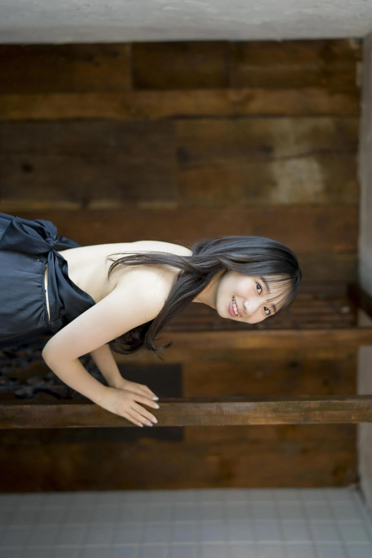 Noa Tani 谷乃愛, 写真集 「#谷の間〜真っ白な妖精アザーカット集〜」 Set.01