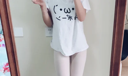 cosplay-悠宝三岁-–-颜文字t恤