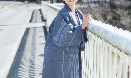 ena-エナ,-spa!-デジタル写真集-元保健室の先生が放つ強烈な色気-set.01