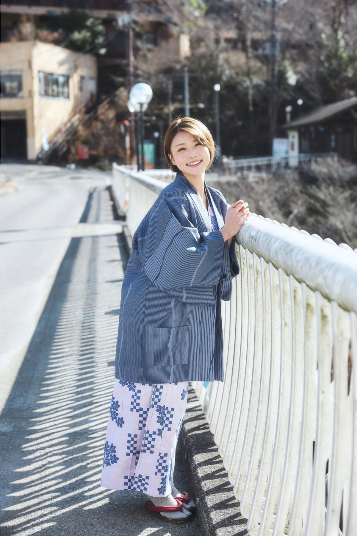 ENA エナ, SPA! デジタル写真集 元保健室の先生が放つ強烈な色気 Set.01