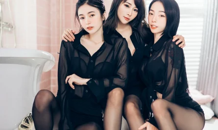 jvid-lele-樂樂-&-飄飄哥-–-上司新人下属-无内黑丝终极奥义-set.01