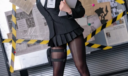 cosplay-黏黏团子兔-–-碧蓝档案-调月莉音