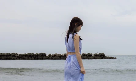 emika-shirakami-白上咲花,-写真集-「blooming」-set.02