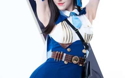 cosplay-candy-ball-–-nikke-marian