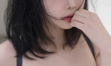 kang-inkyung-강인경,-photobook-october-pictorial