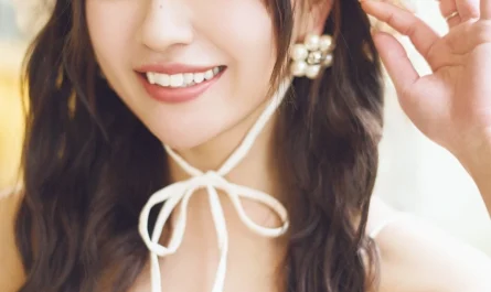 nanase-hirokawa-廣川奈々聖-–-2nd写真集-『innocent』